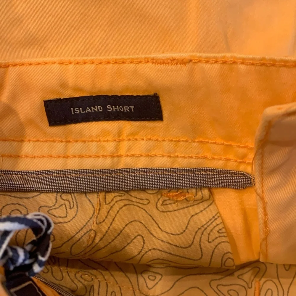 Vineyard Vines 7” Island Short, melon/orange, 28” waist, NWT